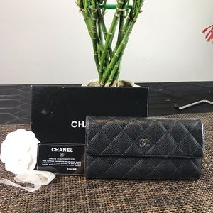 ❌sold❌CHANEL BLACK CAVIAR QUILTED FLAP WALLET SHW